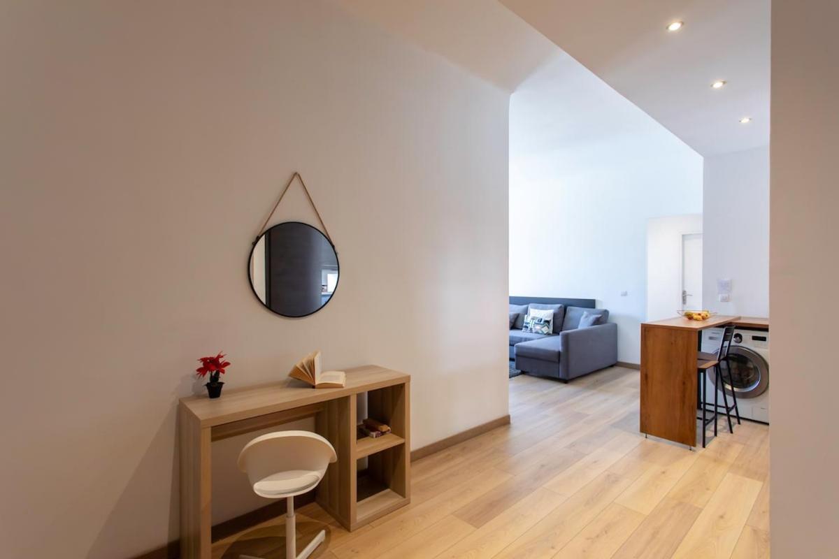 #37 1bdr Bagatelle, Promenade, Sea Front Balcony & Ac Appartement *
