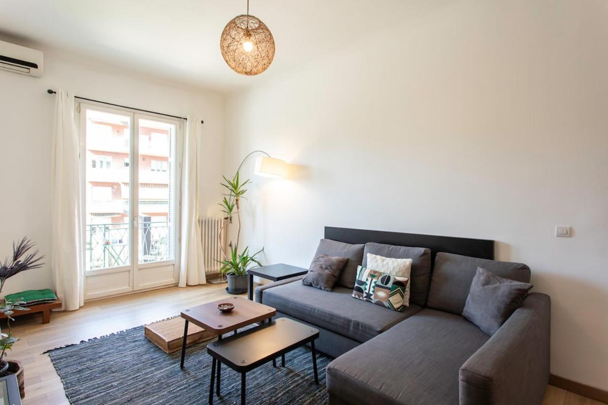 #37 1bdr Bagatelle, Promenade, Sea Front Balcony & Ac Apartment Nizza